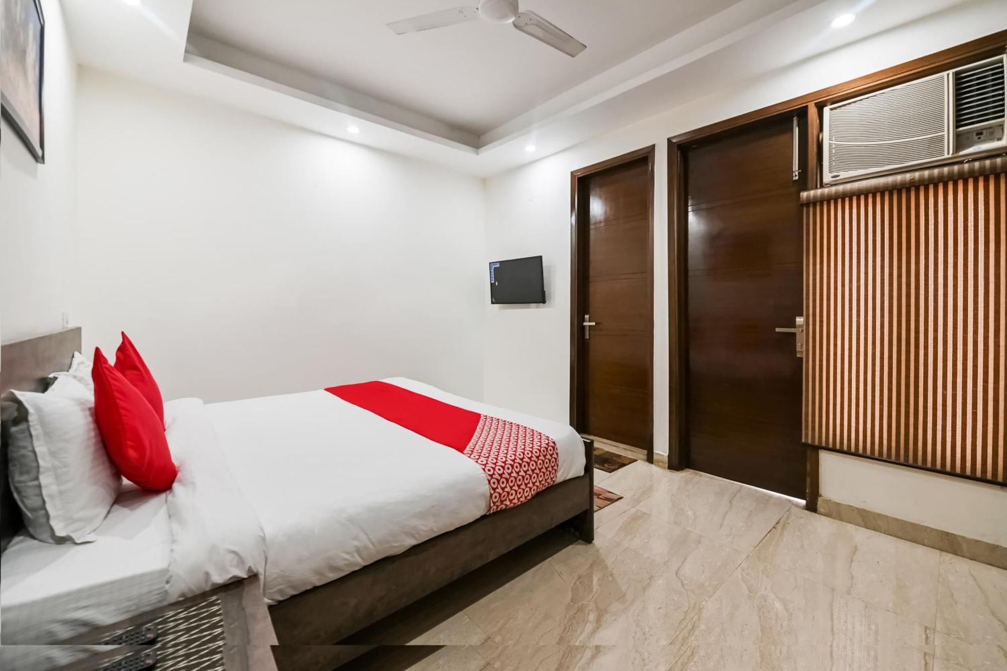 Hotel O Premium Rooms Chhatarpur Nova Deli Exterior foto
