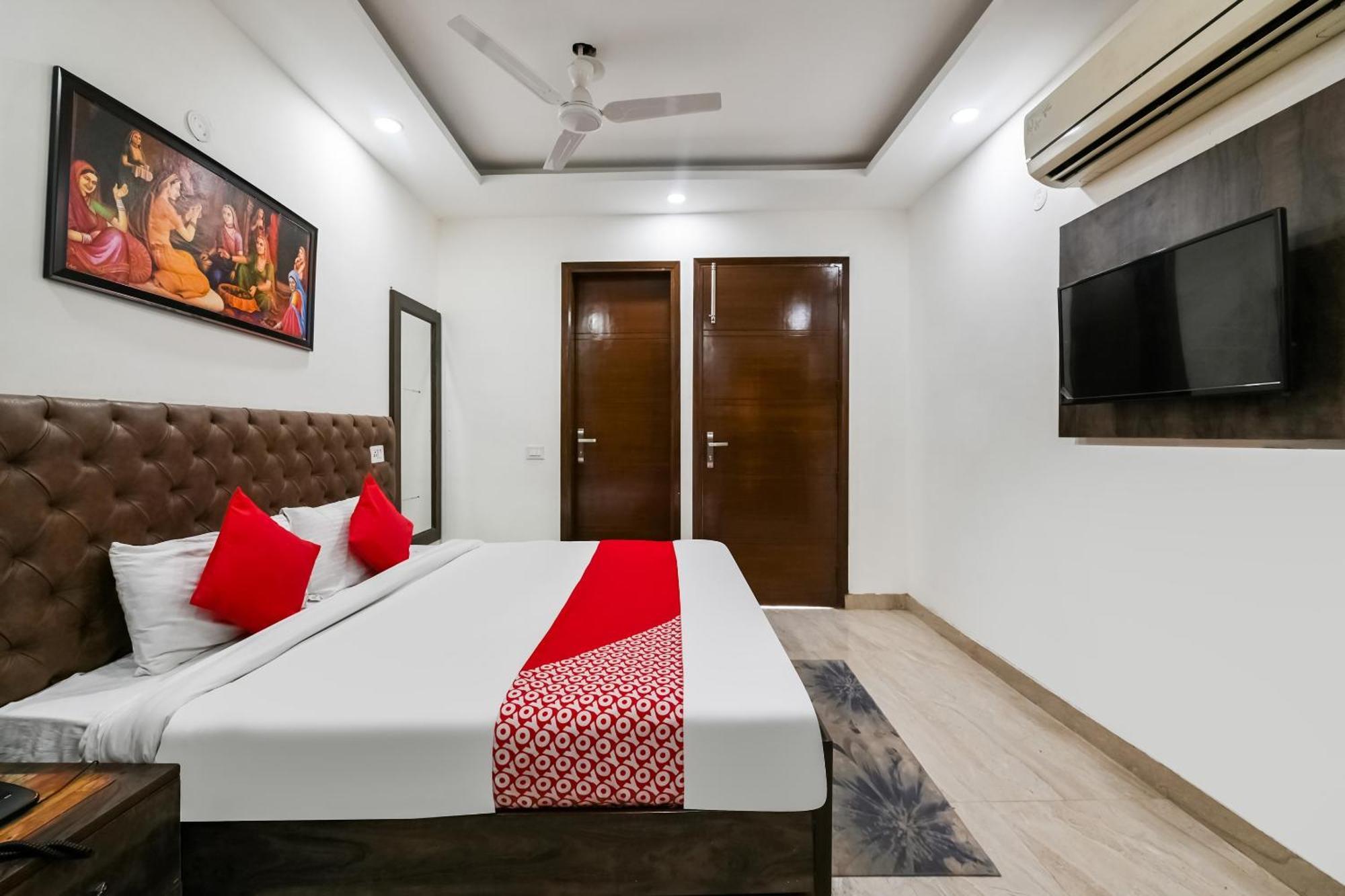 Hotel O Premium Rooms Chhatarpur Nova Deli Exterior foto