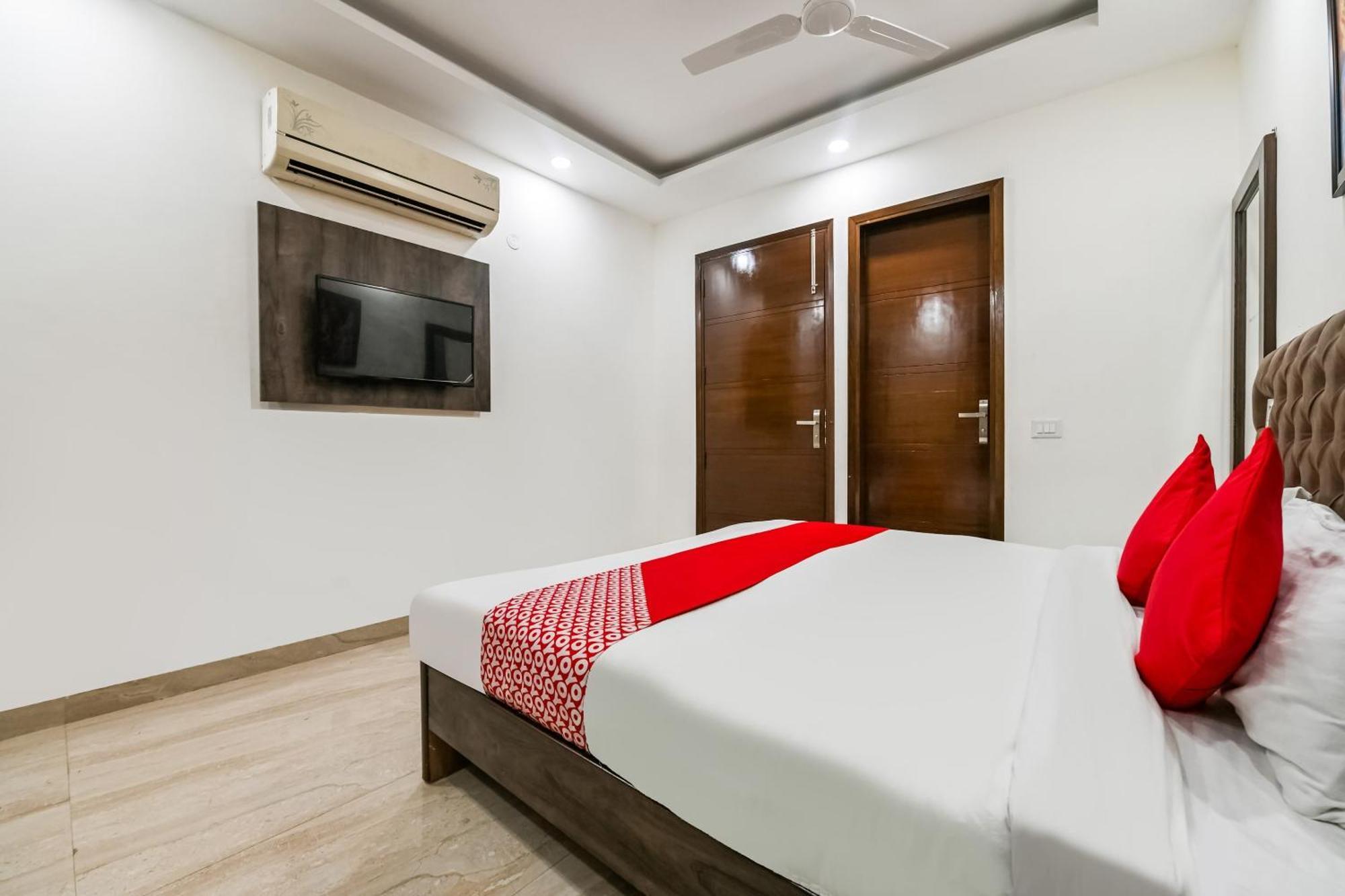 Hotel O Premium Rooms Chhatarpur Nova Deli Exterior foto